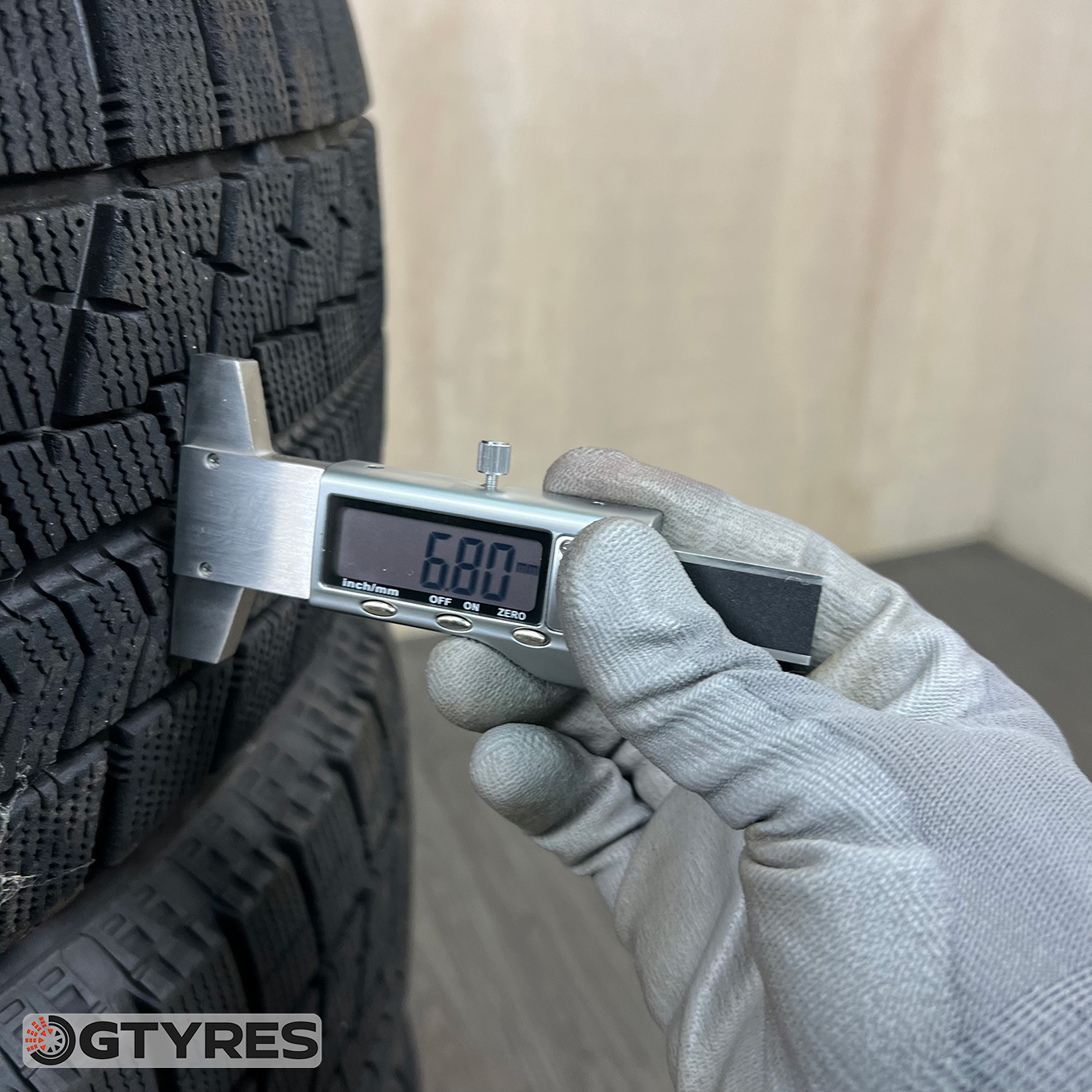 Bridgestone BLIZZAK VRX 215/60 R16, фото 6