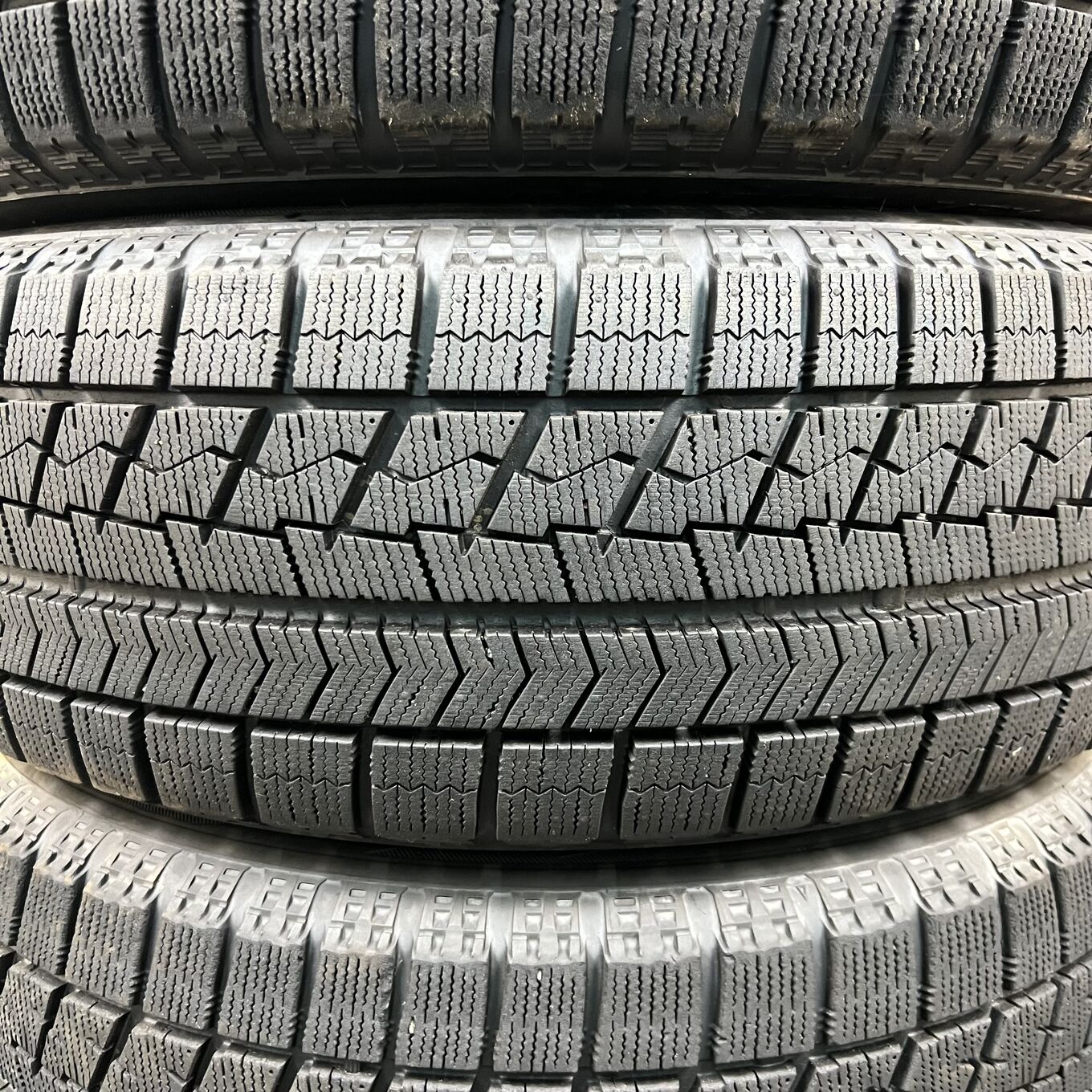Bridgestone BLIZZAK VRX 215/60 R16, фото 4