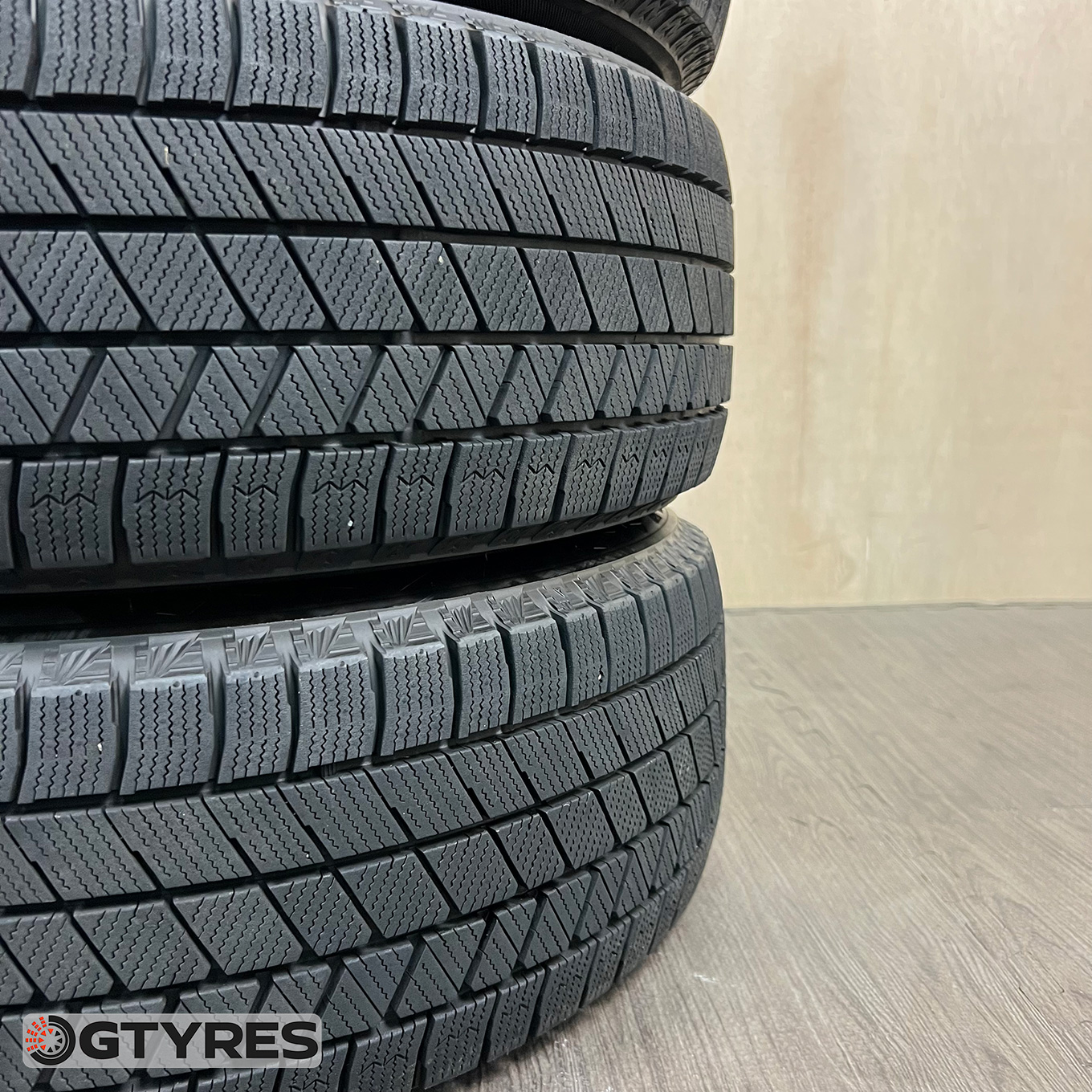 Bridgestone BLIZZAK VRX3 215/60 R16, фото 5