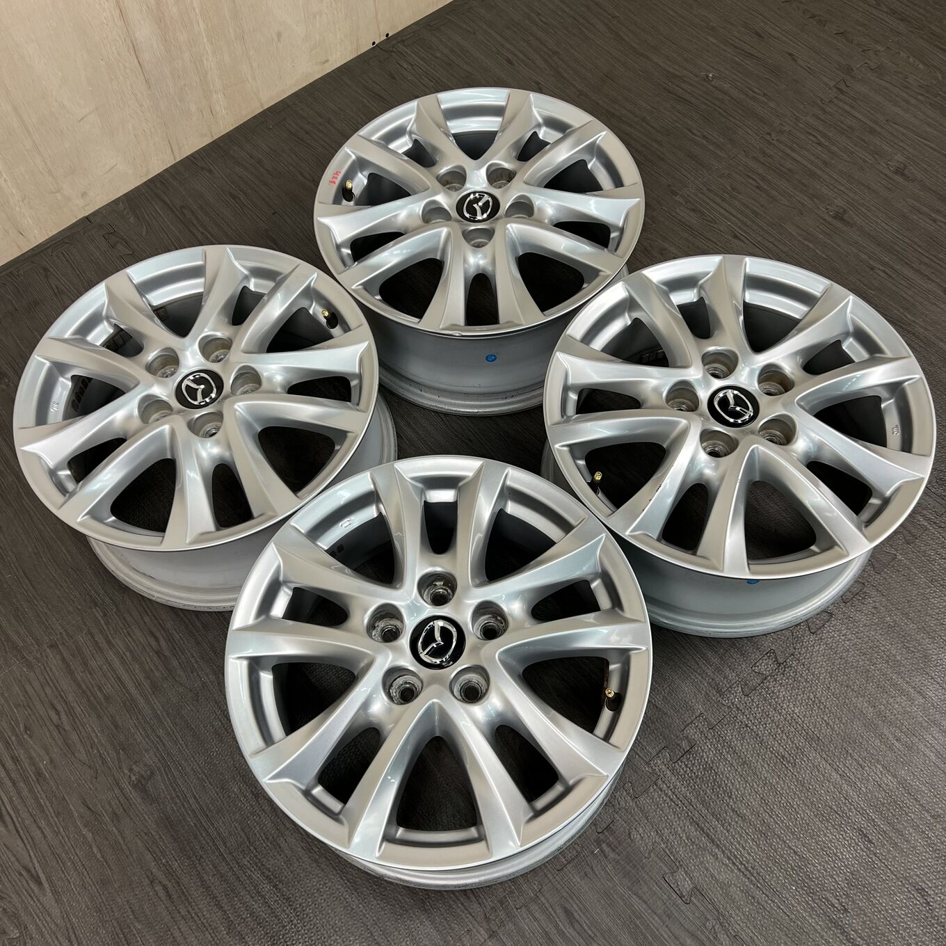 Bridgestone AXELA 215/60 R16, фото 6