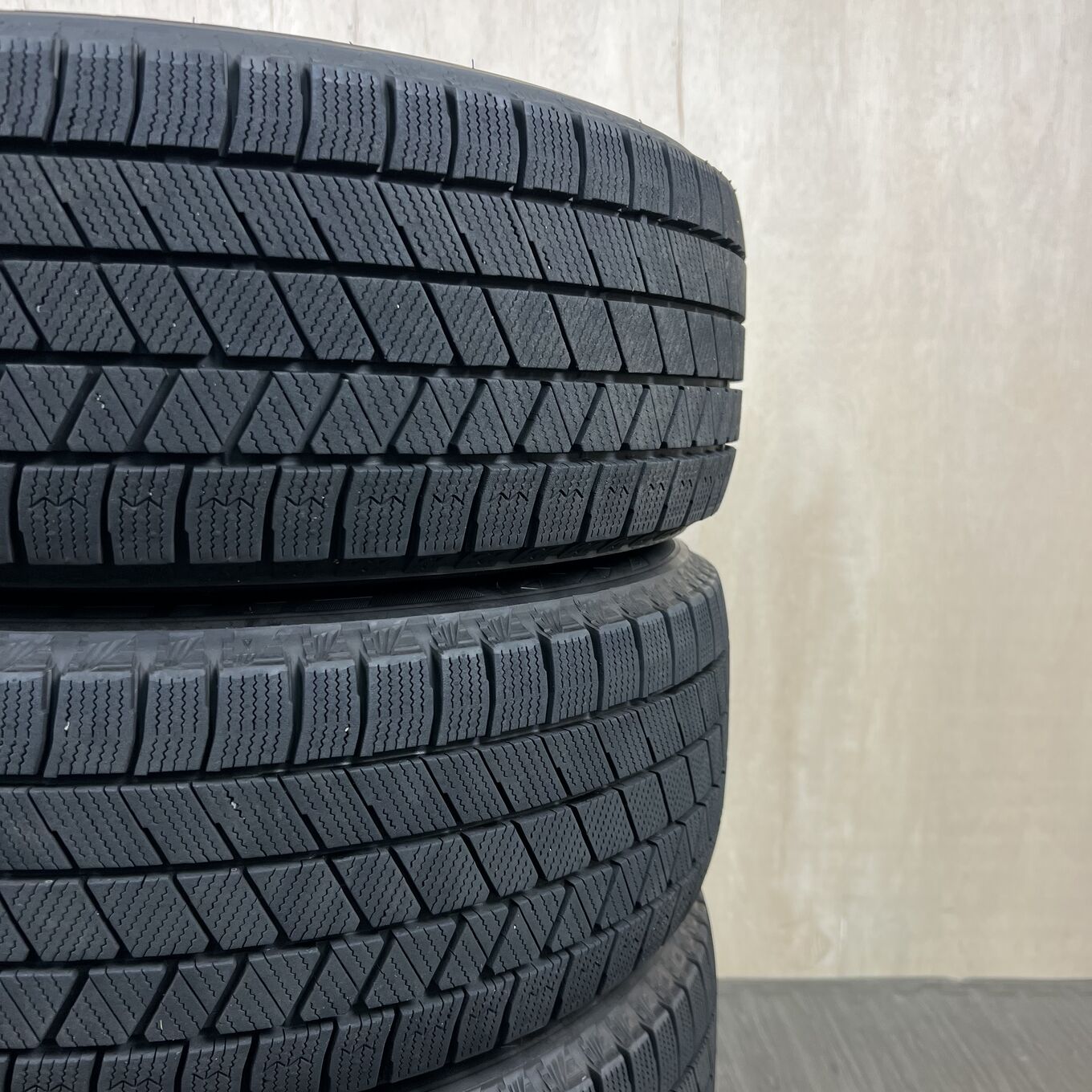 Bridgestone BLIZZAK VRX3 215/60 R16, фото 6