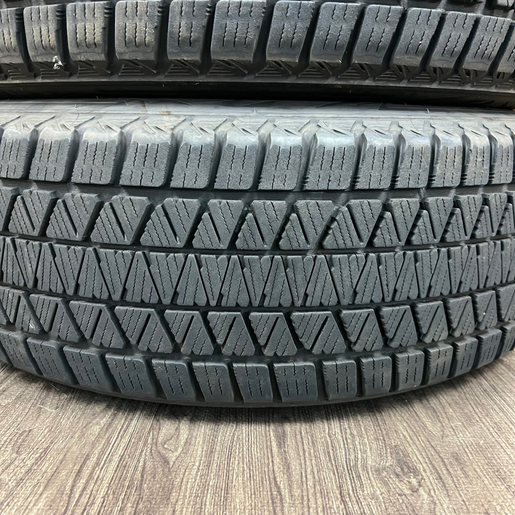 Bridgestone BLIZZAK DM-V3 225/60 R18, фото 2