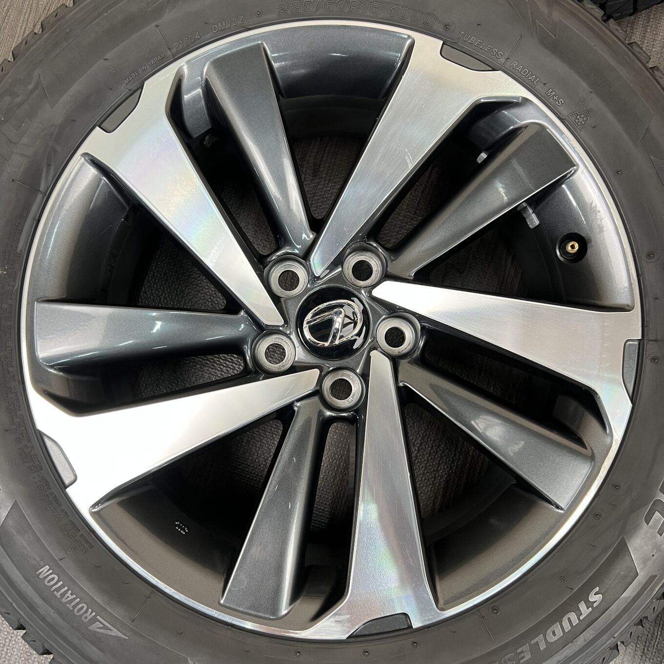 Bridgestone NX 225/60 R18, фото 2