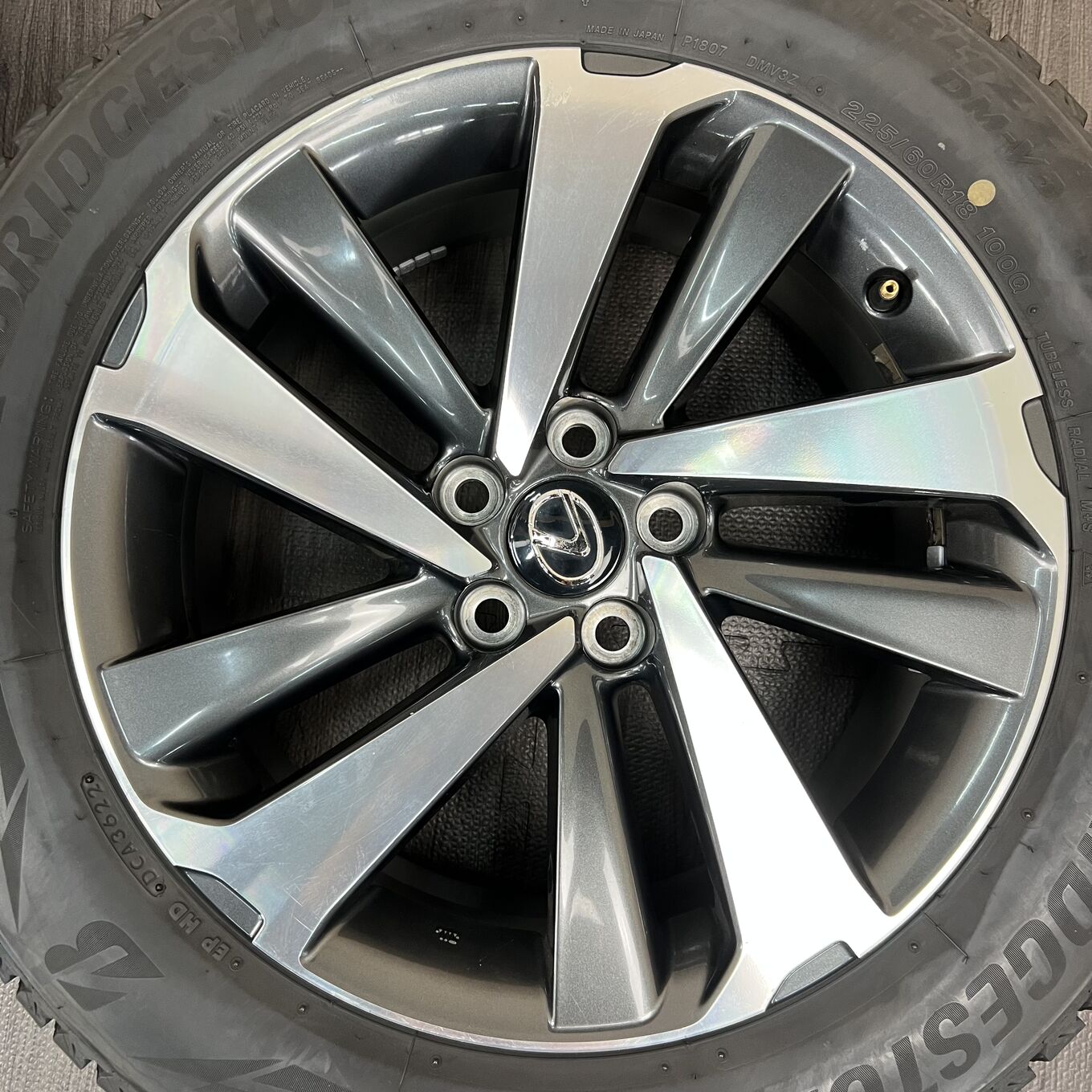 Bridgestone NX 225/60 R18, фото 3