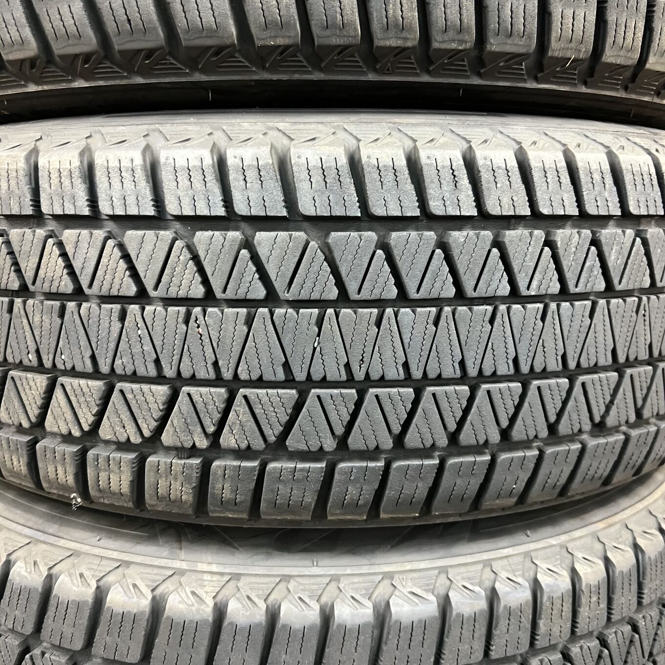 Bridgestone BLIZZAK DM-V3 225/60 R18, фото 4