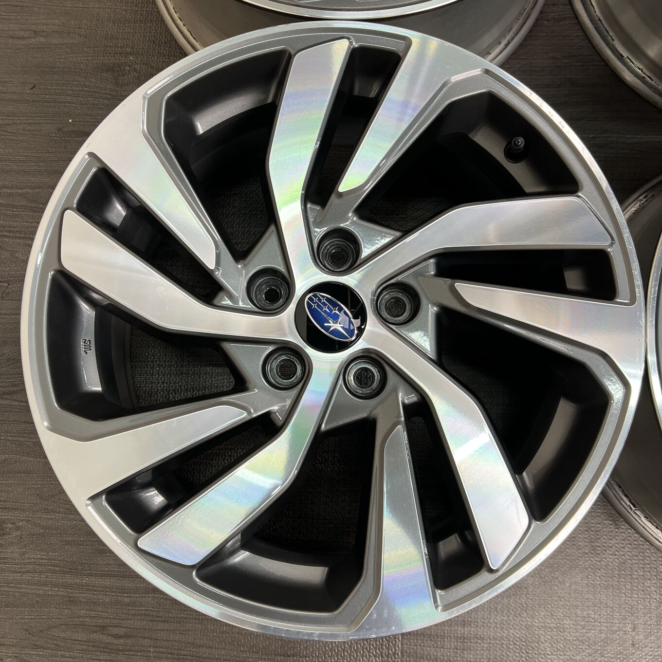LEVORG R18 7.5J ET55 5x114.3, фото 2