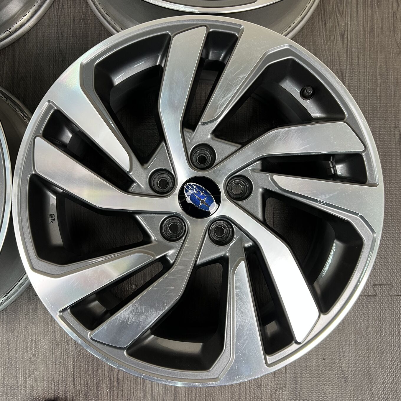 LEVORG R18 7.5J ET55 5x114.3, фото 4