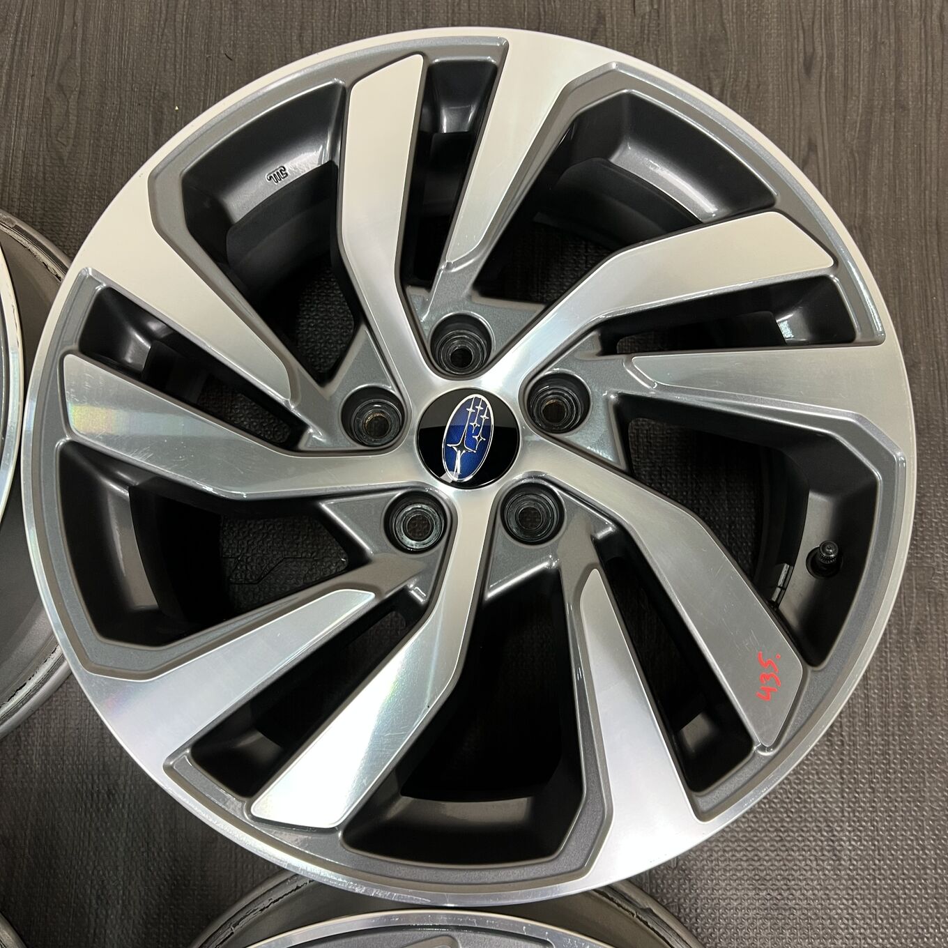 LEVORG R18 7.5J ET55 5x114.3, фото 5