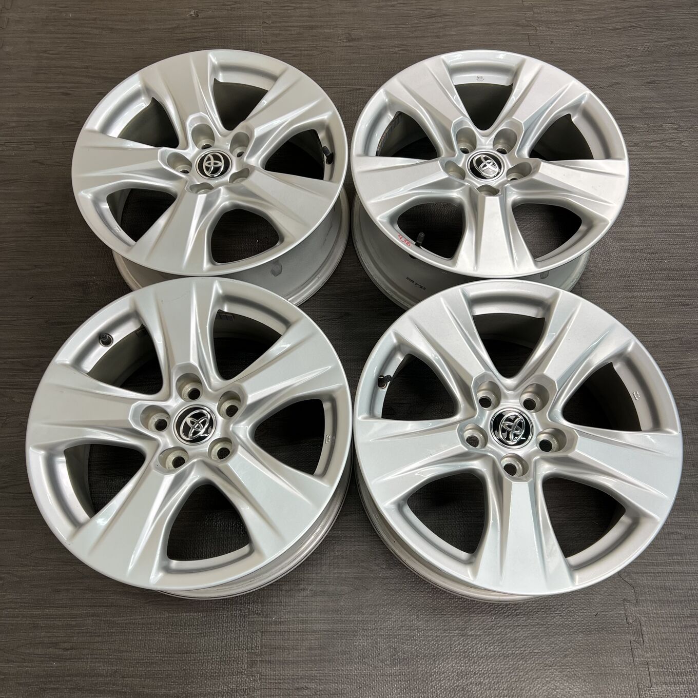 Toyo RAV4 R17 7J ET35 5x114.3, фото 6