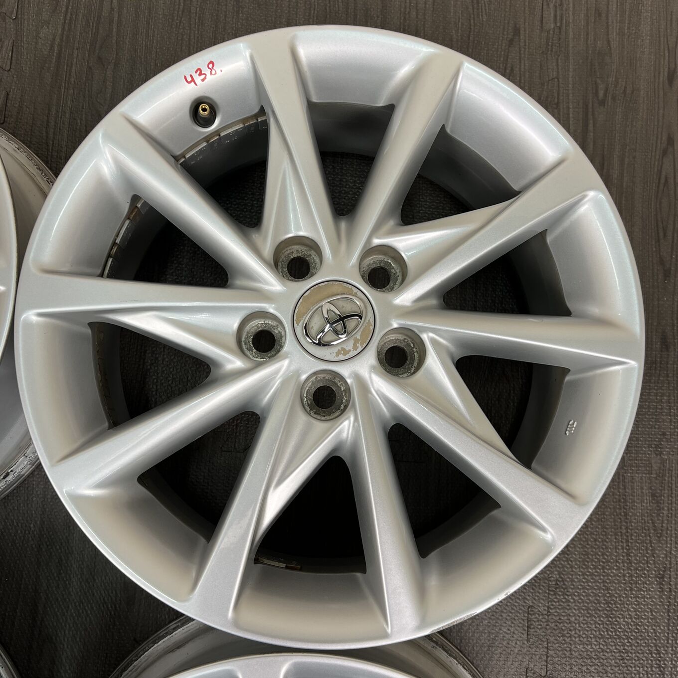 Toyo PRIUS ALPHA R17 7J ET45 5x114.3, фото 5