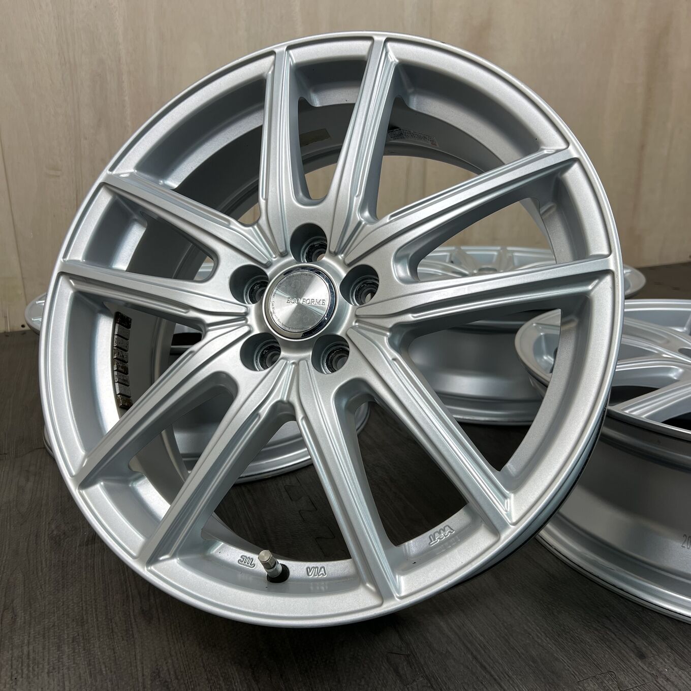 R17 6J ET40 5x100 Bridgestone ECO FORME CRS20 — 33 900 ¥/комплект