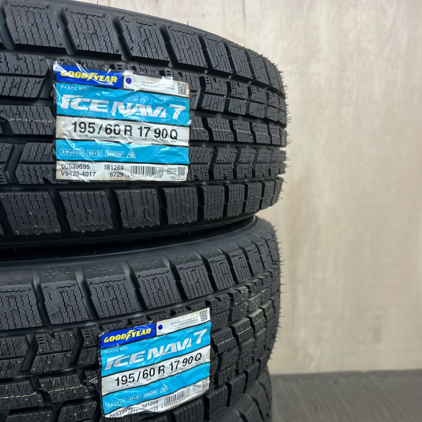 Goodyear ICE NAVI 7 195/60 R17, фото 6