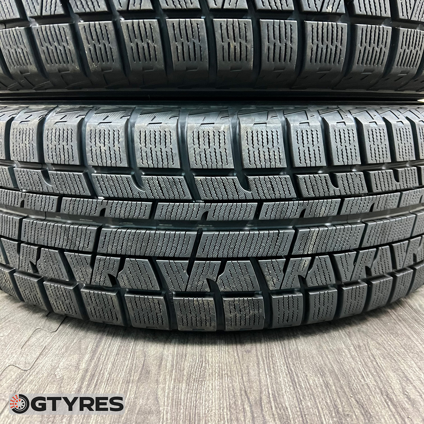 Yokohama ICE GUARD IG60 215/60 R16, фото 2