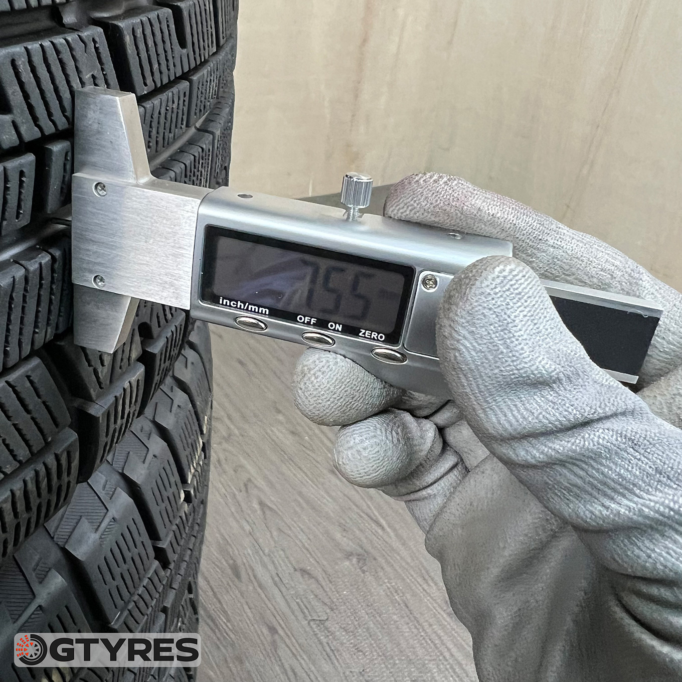 Yokohama ICE GUARD IG60 215/60 R16, фото 6
