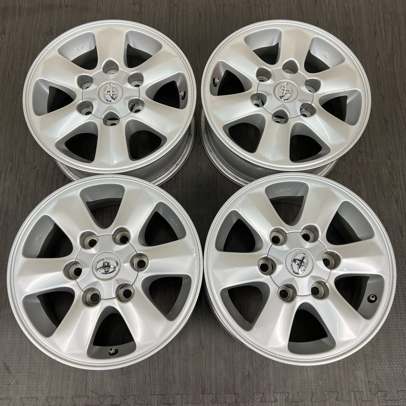 Toyo HIACE 200 R15 6J ET35 6x139.7, фото 6