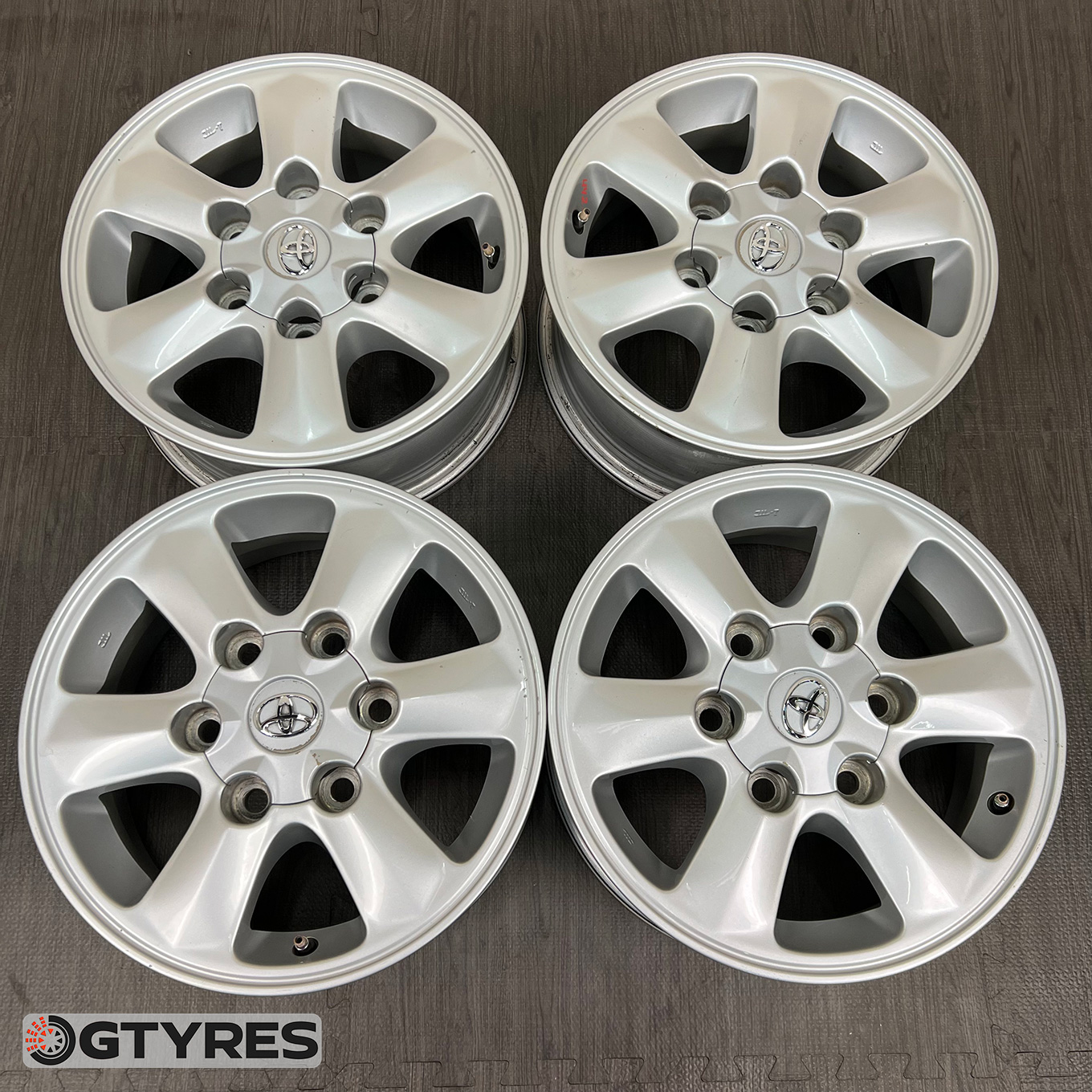 195/80 R15 Dunlop WINTER MAXX SV01 — 52 500 ¥/комплект