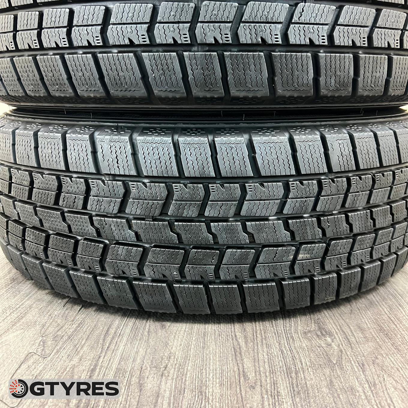 Goodyear ICE NAVI 7 205/60 R16, фото 2