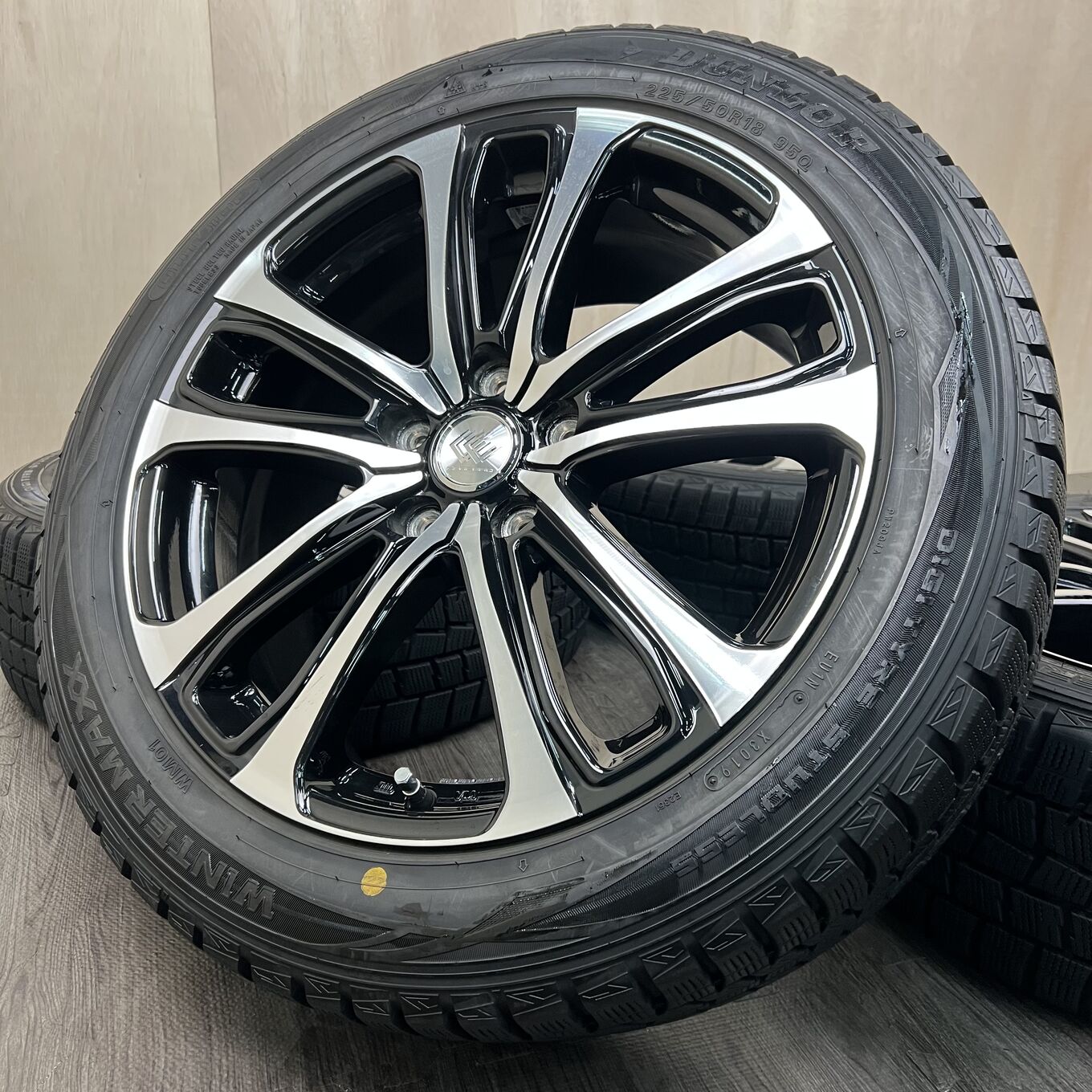 R18 7.5J ET55 5x114.3 CEREBRO LF5 — 42 400 ¥/комплект