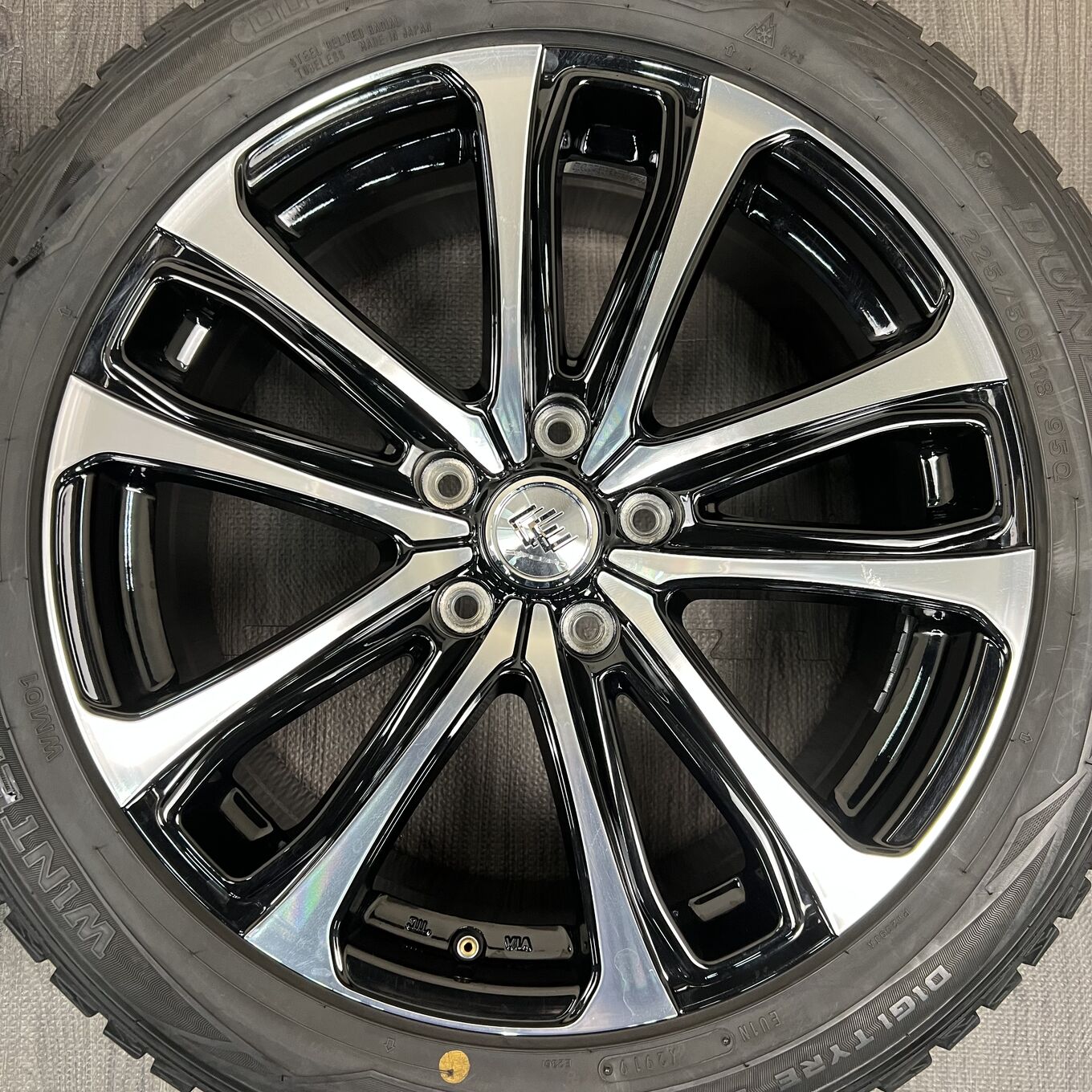Dunlop CEREBRO LF5 225/50 R18, фото 3