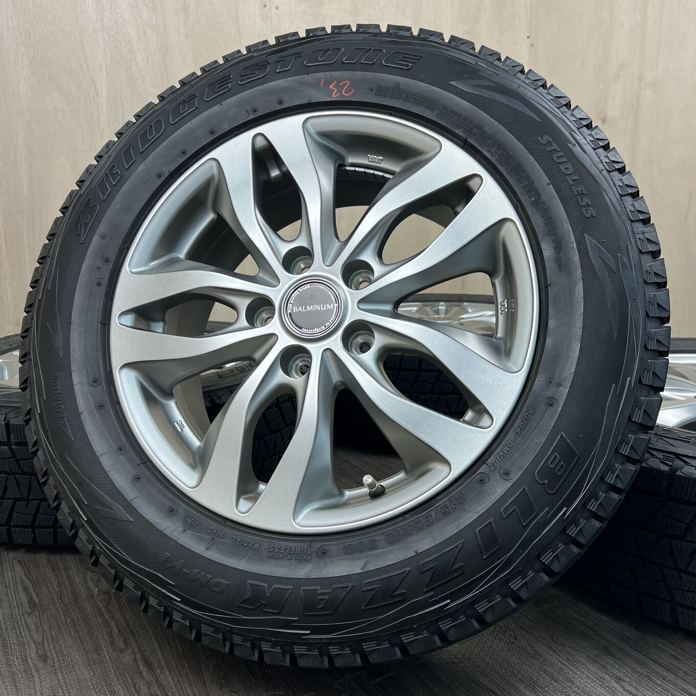 R16 6.5J ET48 5x114.3 Bridgestone BALMINUM — 27 900 ¥/комплект