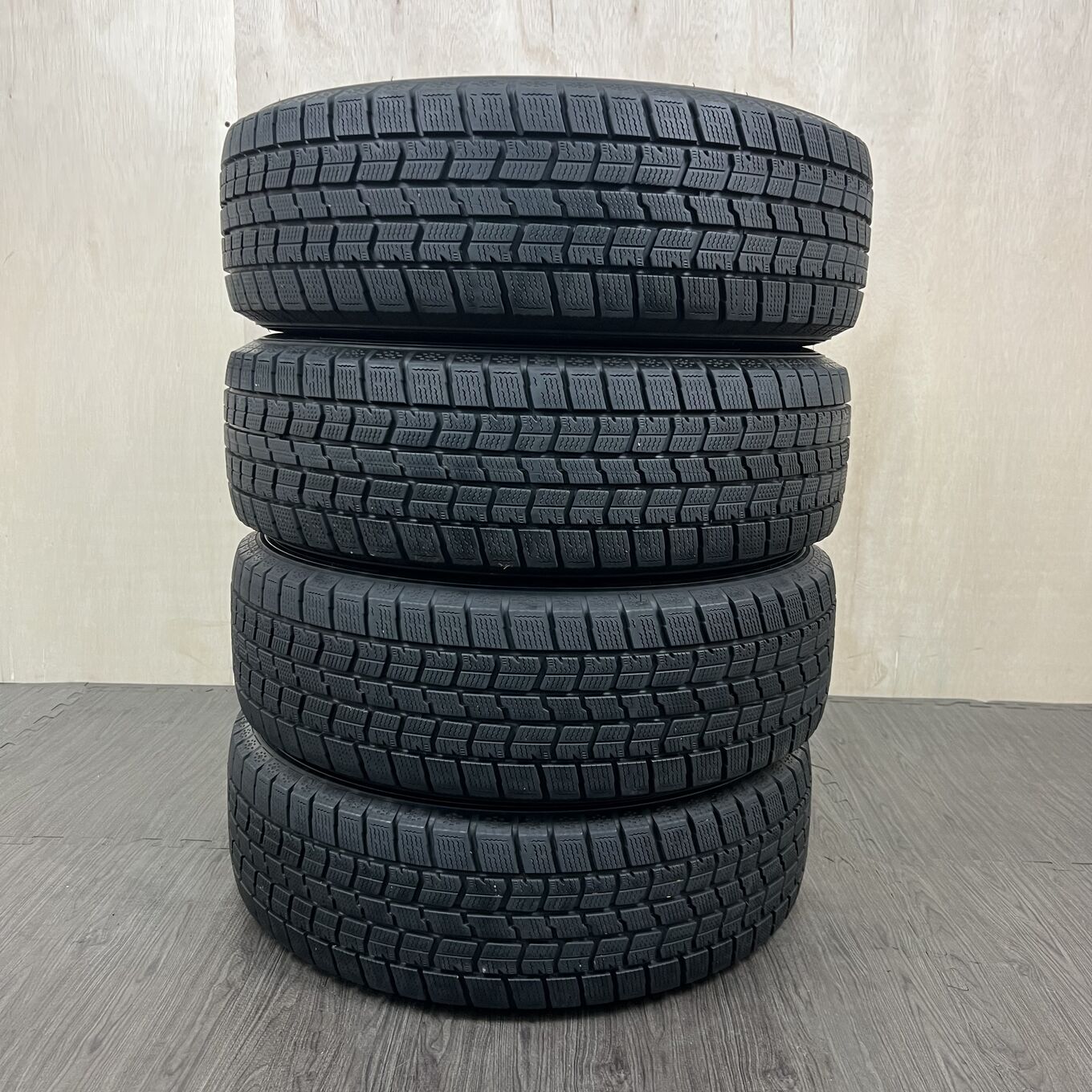 195/65 R16 Goodyear ICE NAVI 7 — 10 900 ¥/комплект