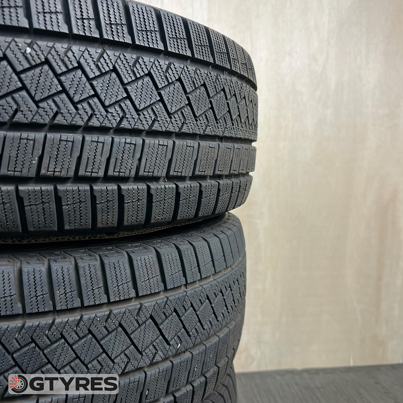 Pirelli ICE ZERO 245/40 R19, фото 4