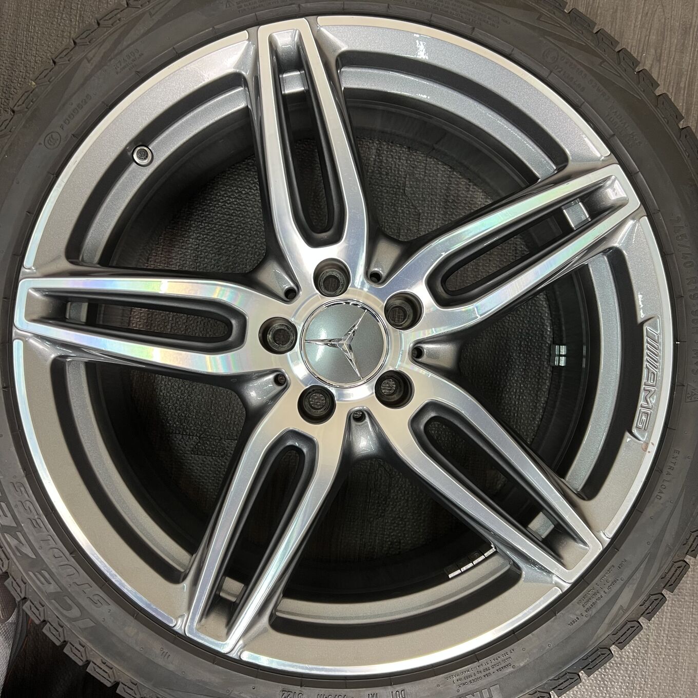 Pirelli AMG 245/40 R19, фото 4