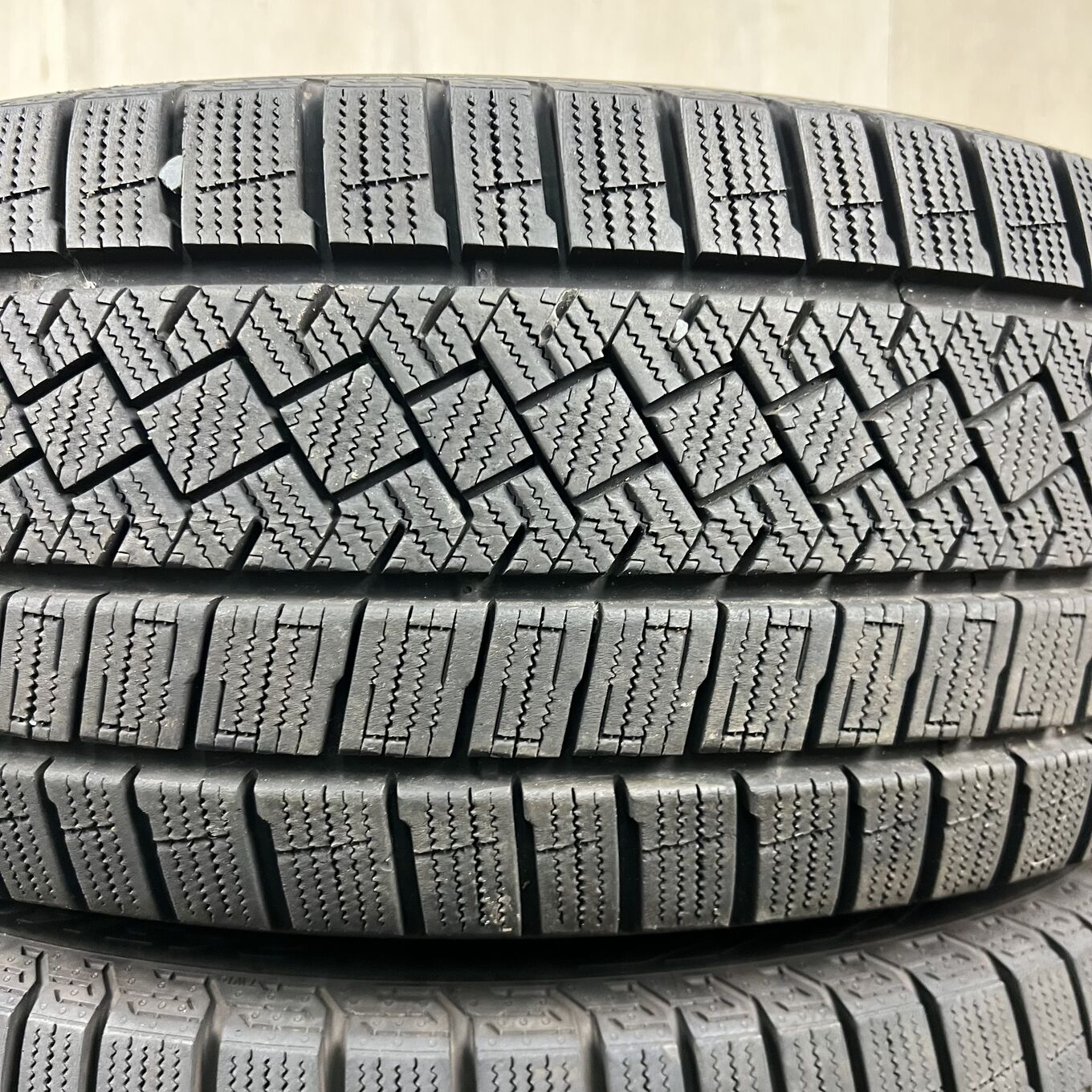 Pirelli ICE ZERO 245/40 R19, фото 2