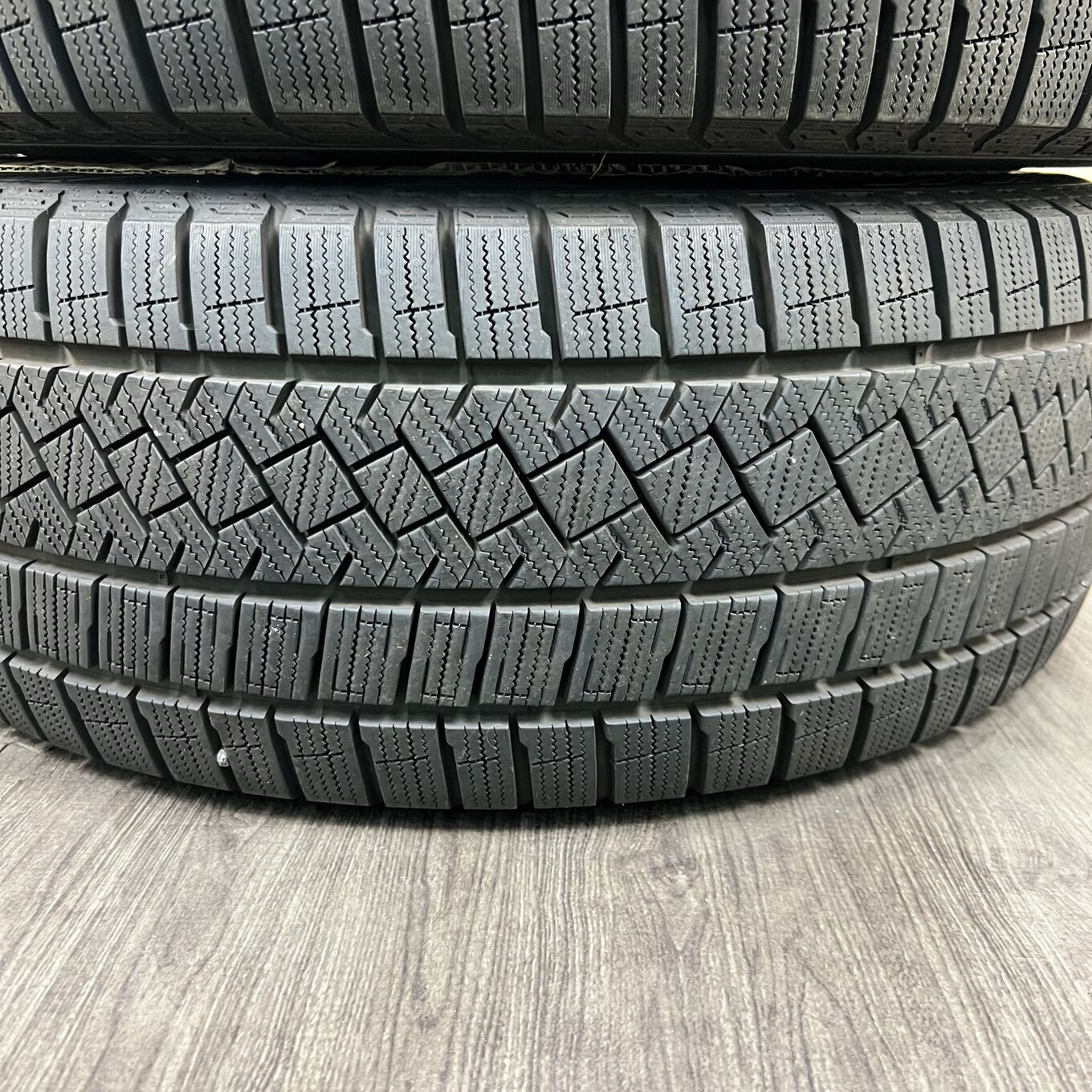 Pirelli ICE ZERO 245/40 R19, фото 5