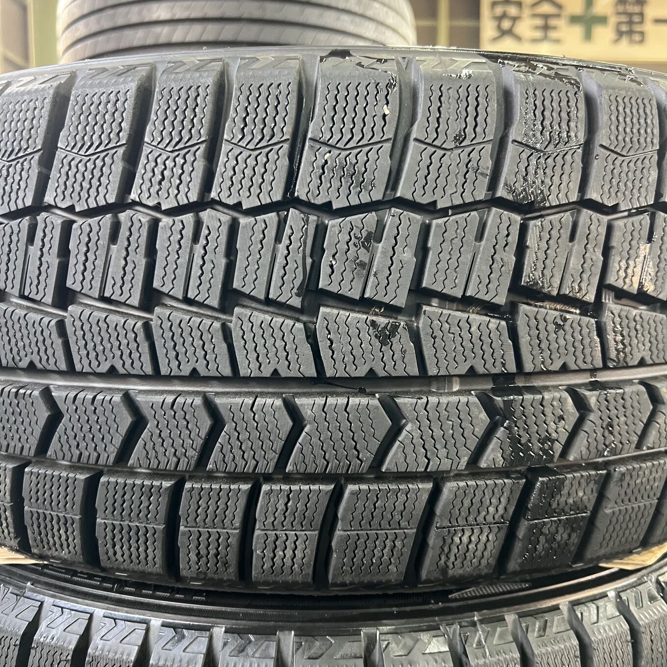 Dunlop WINTER MAXX WM02 245/40 R18, фото 2