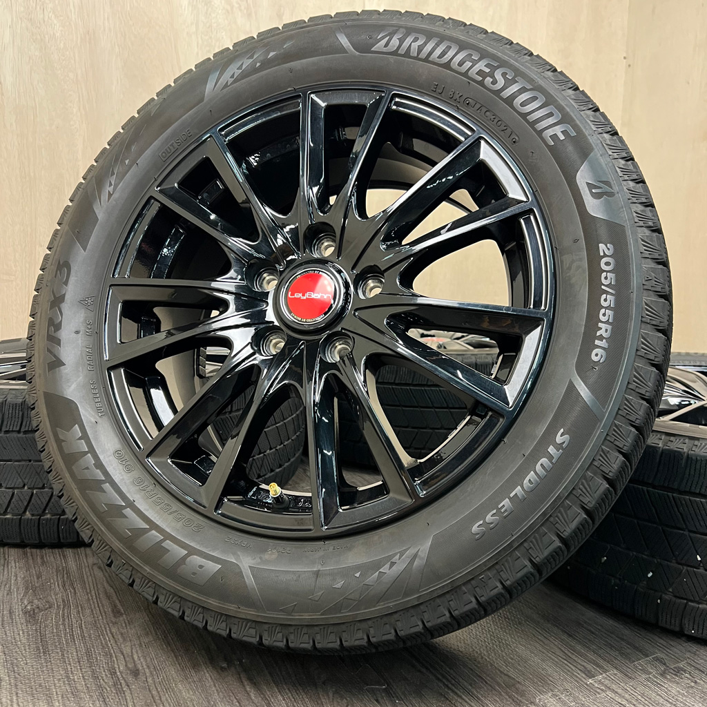 205/55 R16 Bridgestone BLIZZAK VRX3 — 30 000 ¥/комплект