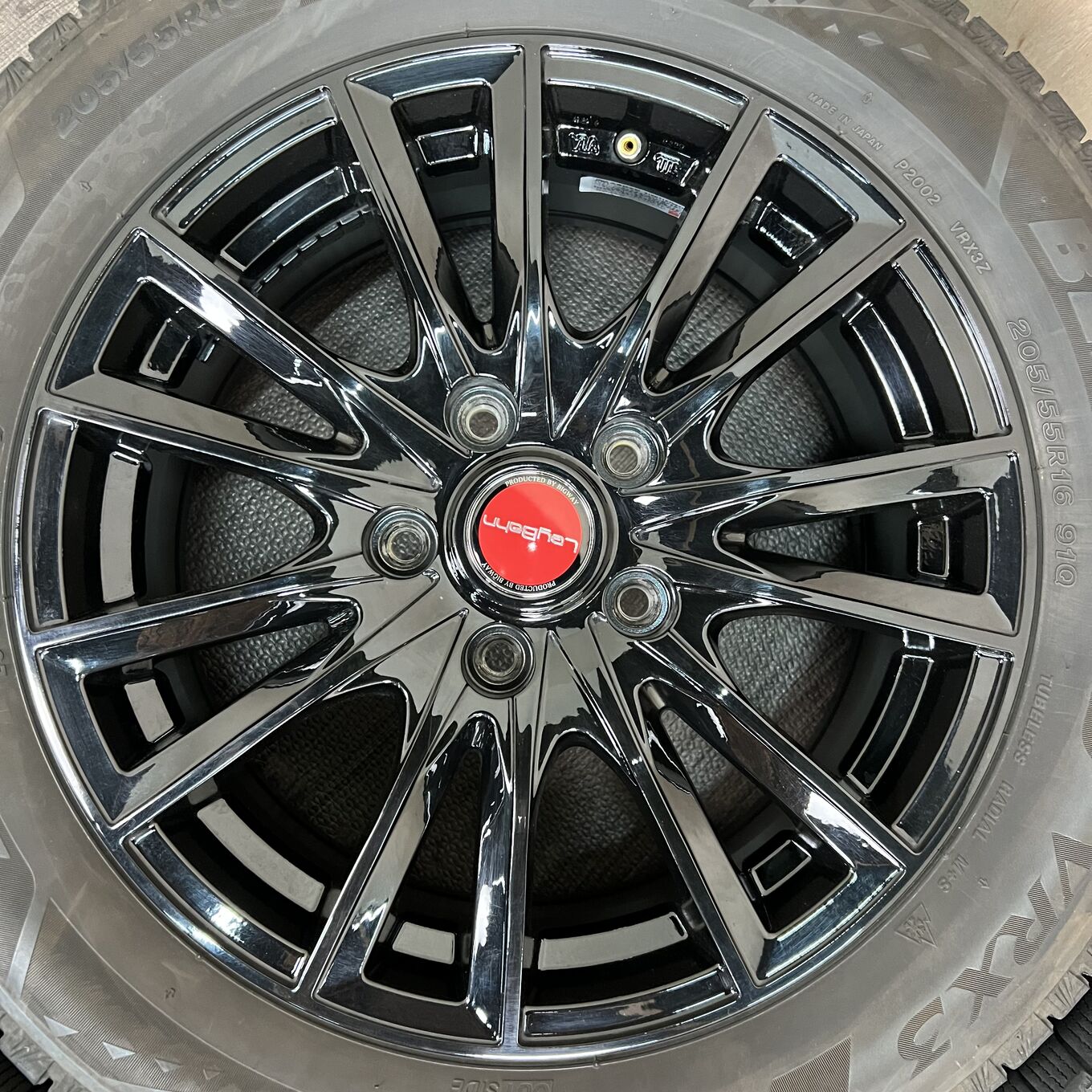 Bridgestone LAYBAHN WGS 205/55 R16, фото 4