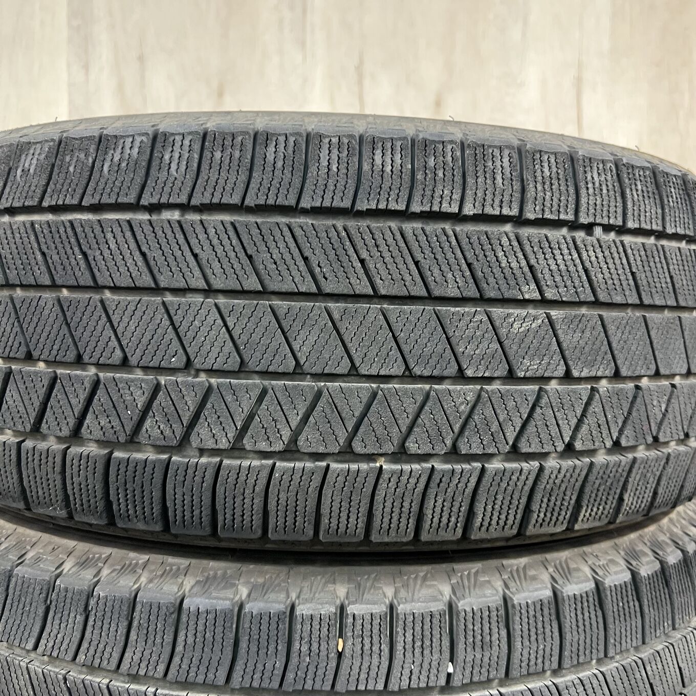 Bridgestone BLIZZAK VRX3 205/55 R16, фото 2