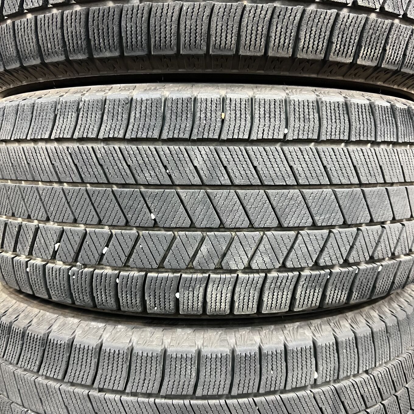Bridgestone BLIZZAK VRX3 205/55 R16, фото 3