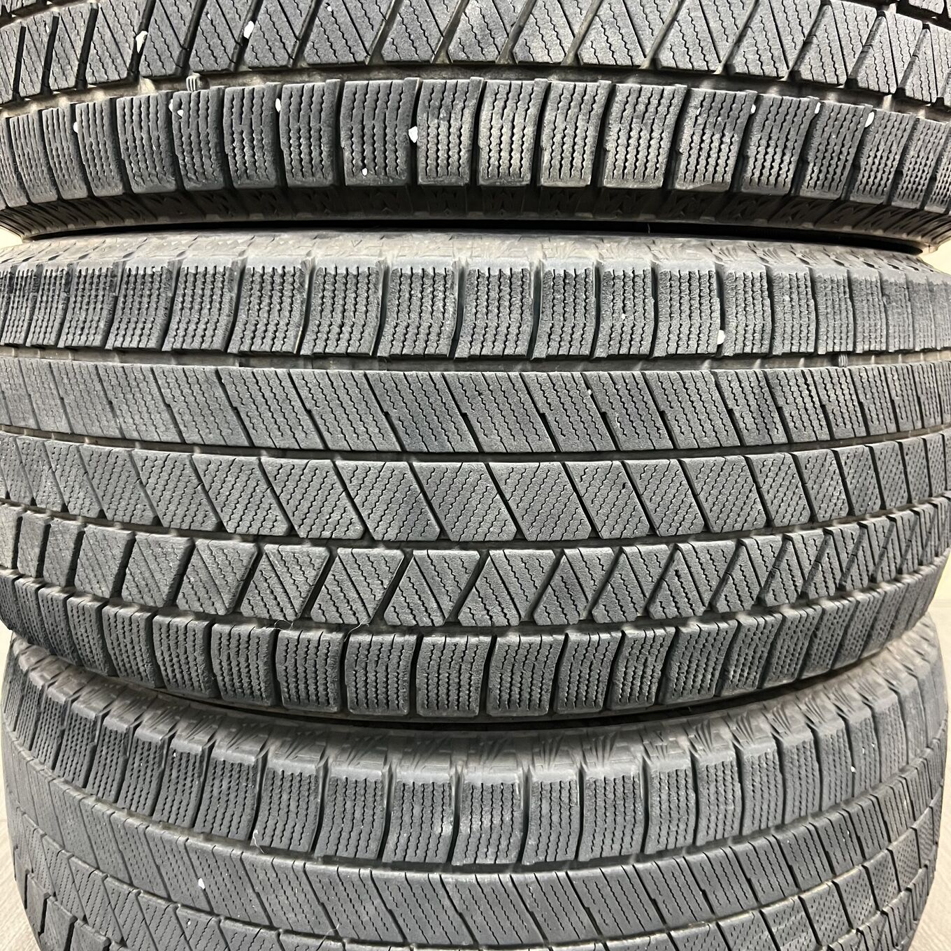 Bridgestone BLIZZAK VRX3 205/55 R16, фото 4