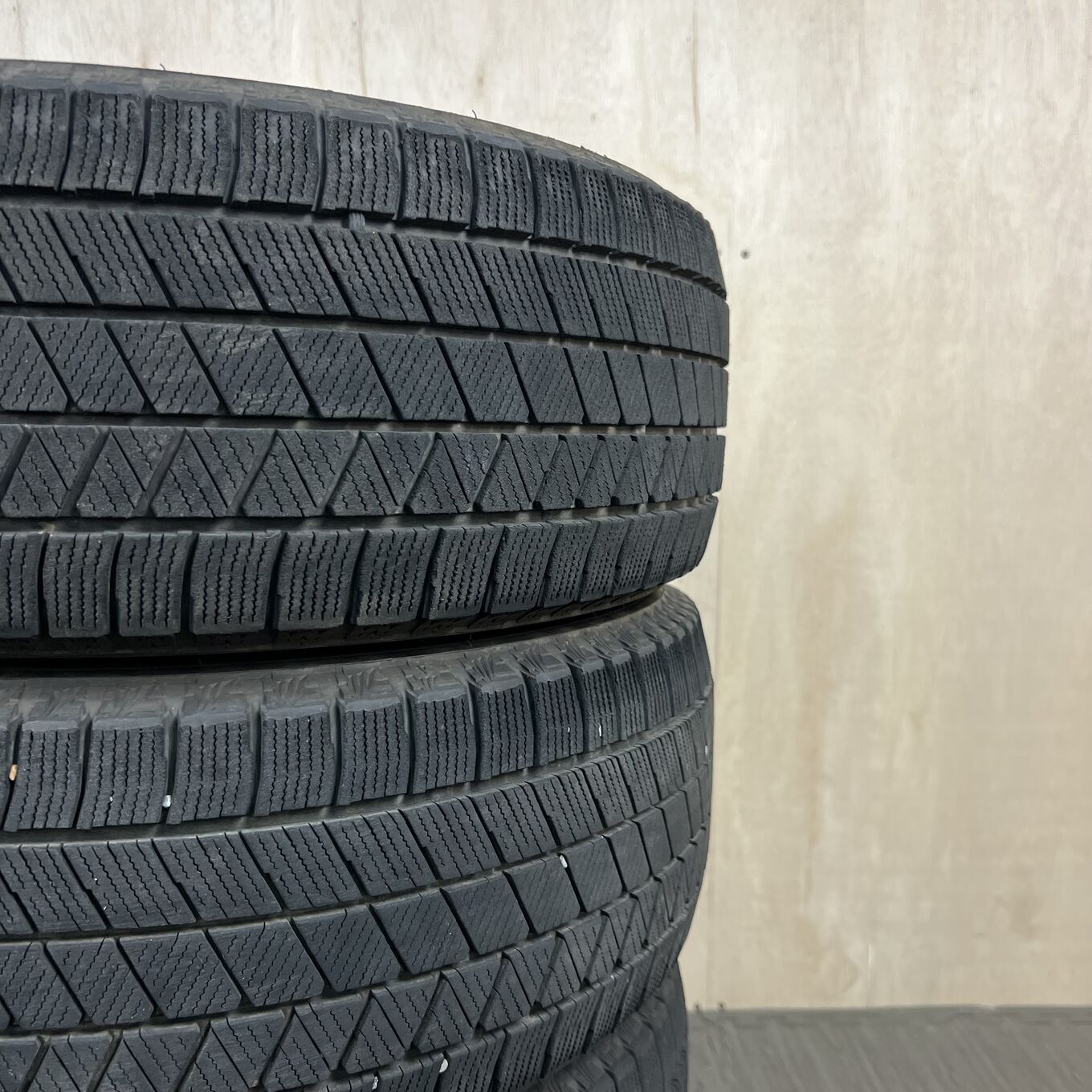 Bridgestone BLIZZAK VRX3 205/55 R16, фото 6