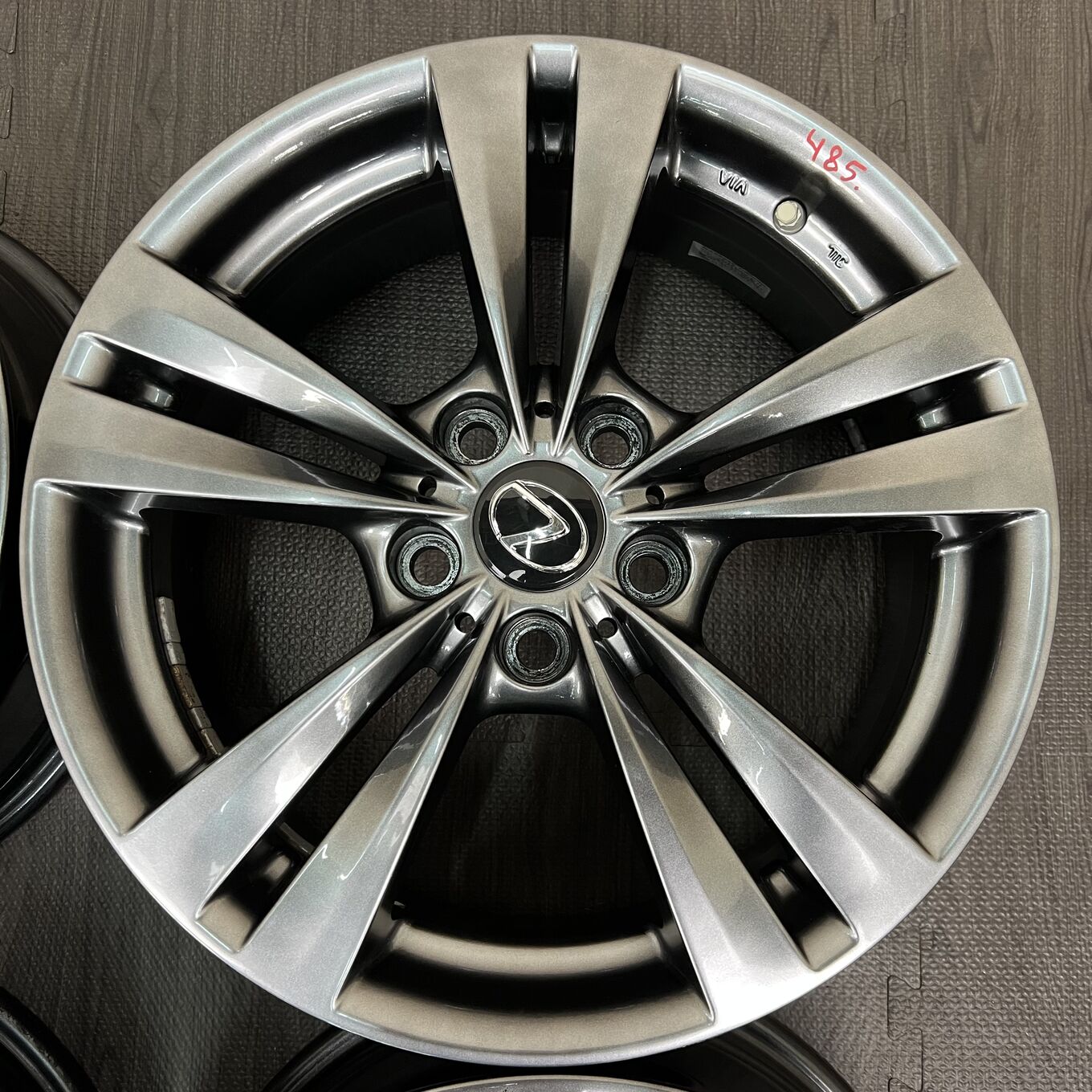 NX200T R17 7J ET45 5x114.3, фото 5