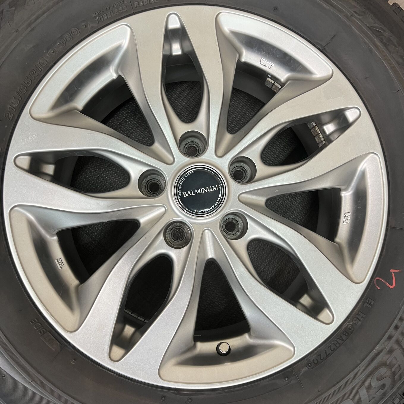 Bridgestone BALMINUM 215/65 R16, фото 4