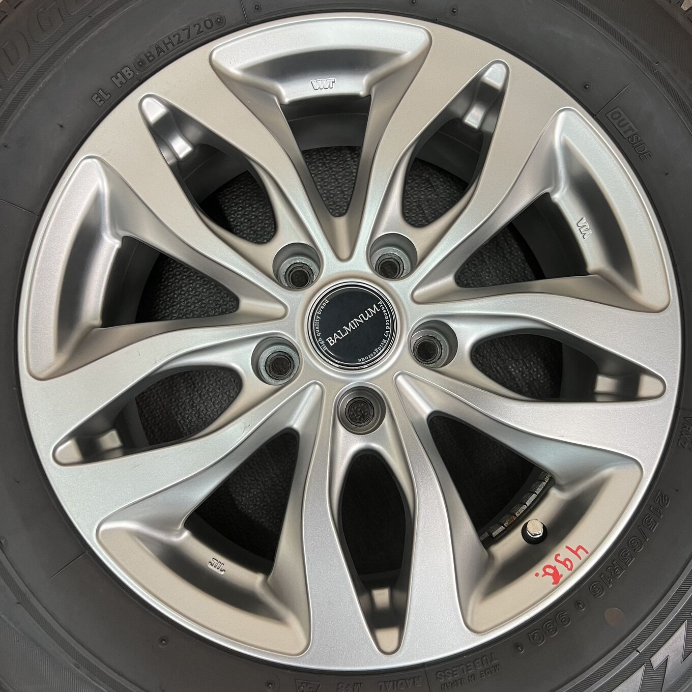 Bridgestone BALMINUM 215/65 R16, фото 5