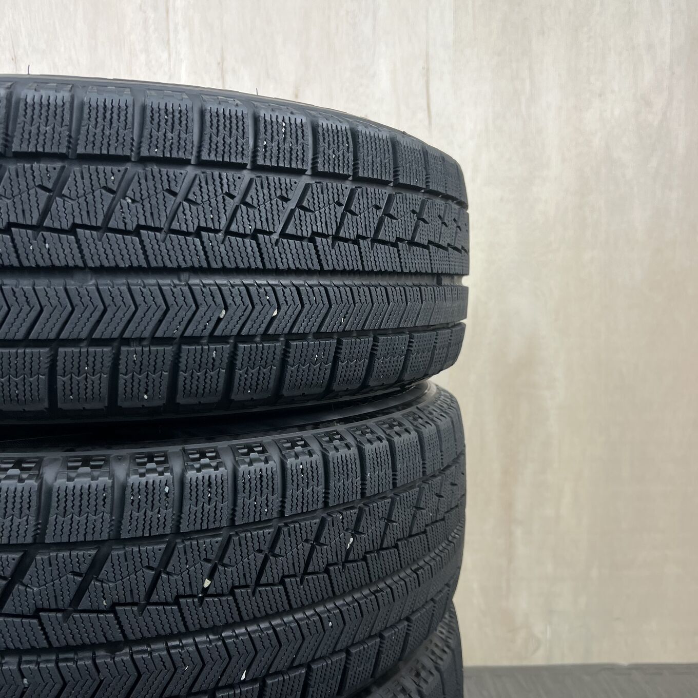 Bridgestone BLIZZAK VRX 215/65 R16, фото 6