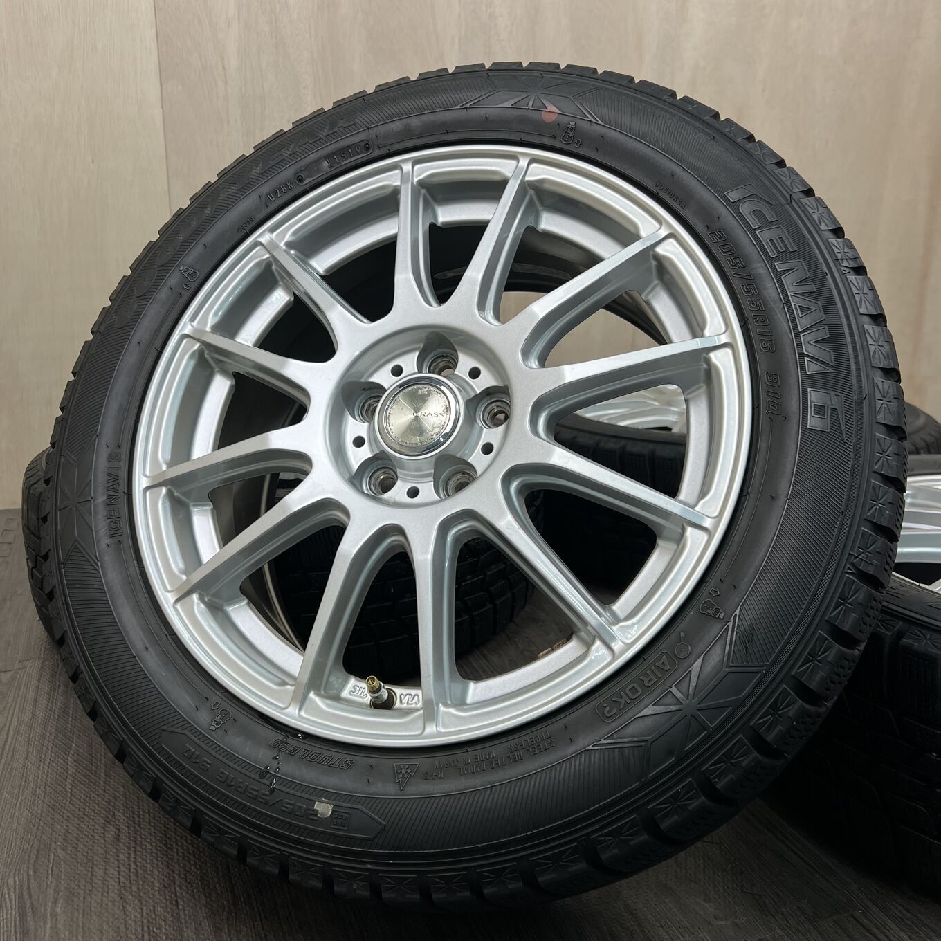 R16 6.5J ET48 5x100 — 29 600 ¥/комплект