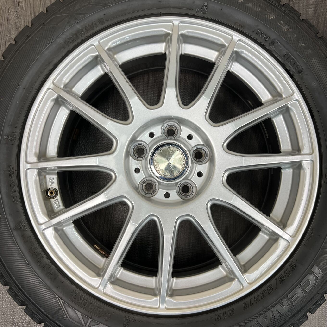 Goodyear ICE NAVI 6 205/55 R16, фото 2