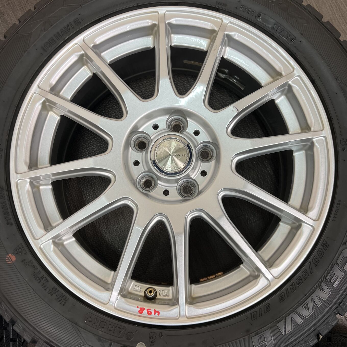 Goodyear ICE NAVI 6 205/55 R16, фото 5