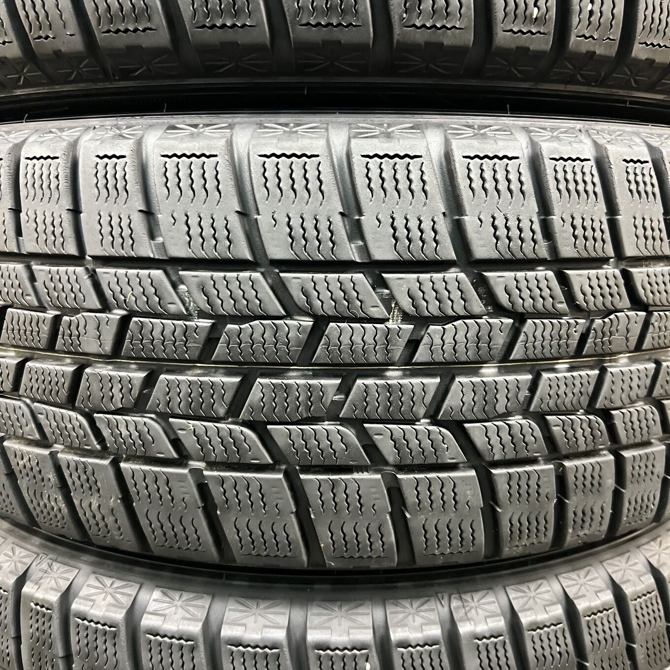 Goodyear ICE NAVI 6 205/55 R16, фото 4
