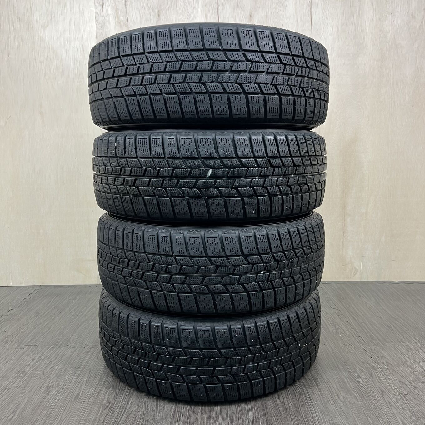 205/55 R16 Goodyear ICE NAVI 6 — 11 800 ¥/комплект