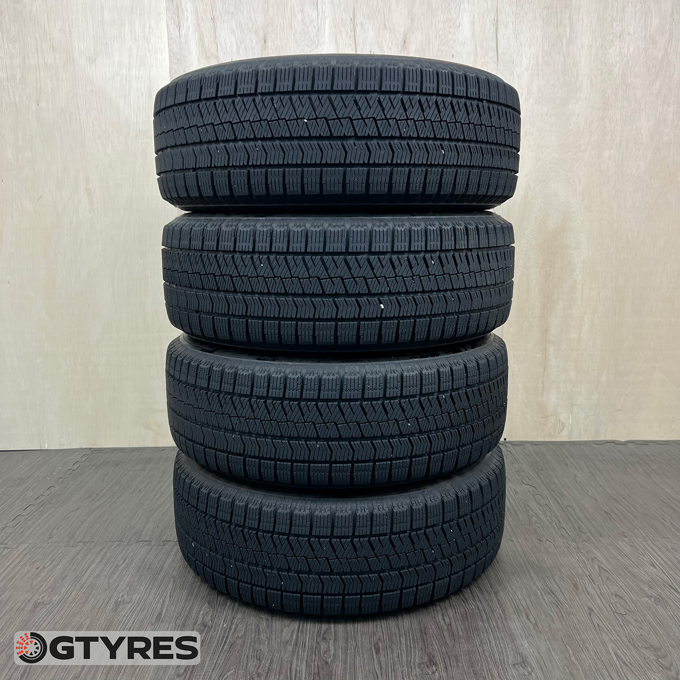 Bridgestone BLIZZAK VRX2 215/60 R16, фото 3