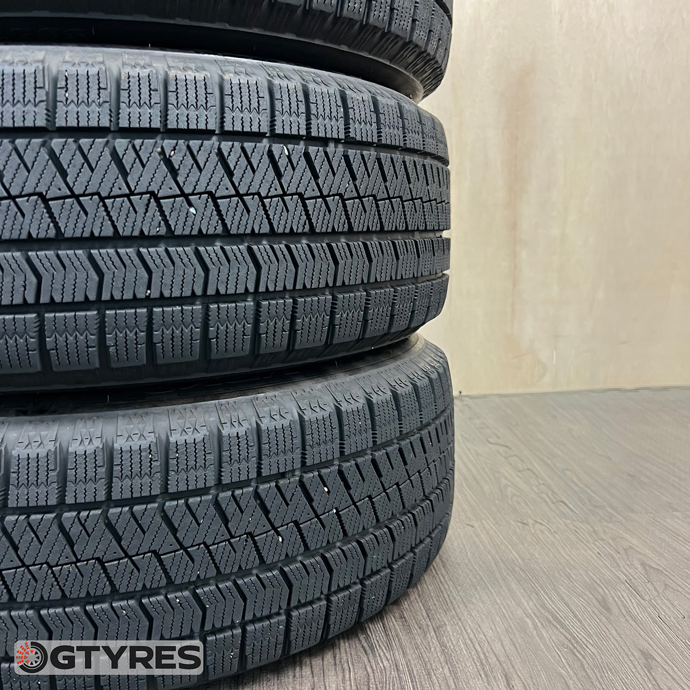 Bridgestone BLIZZAK VRX2 215/60 R16, фото 5