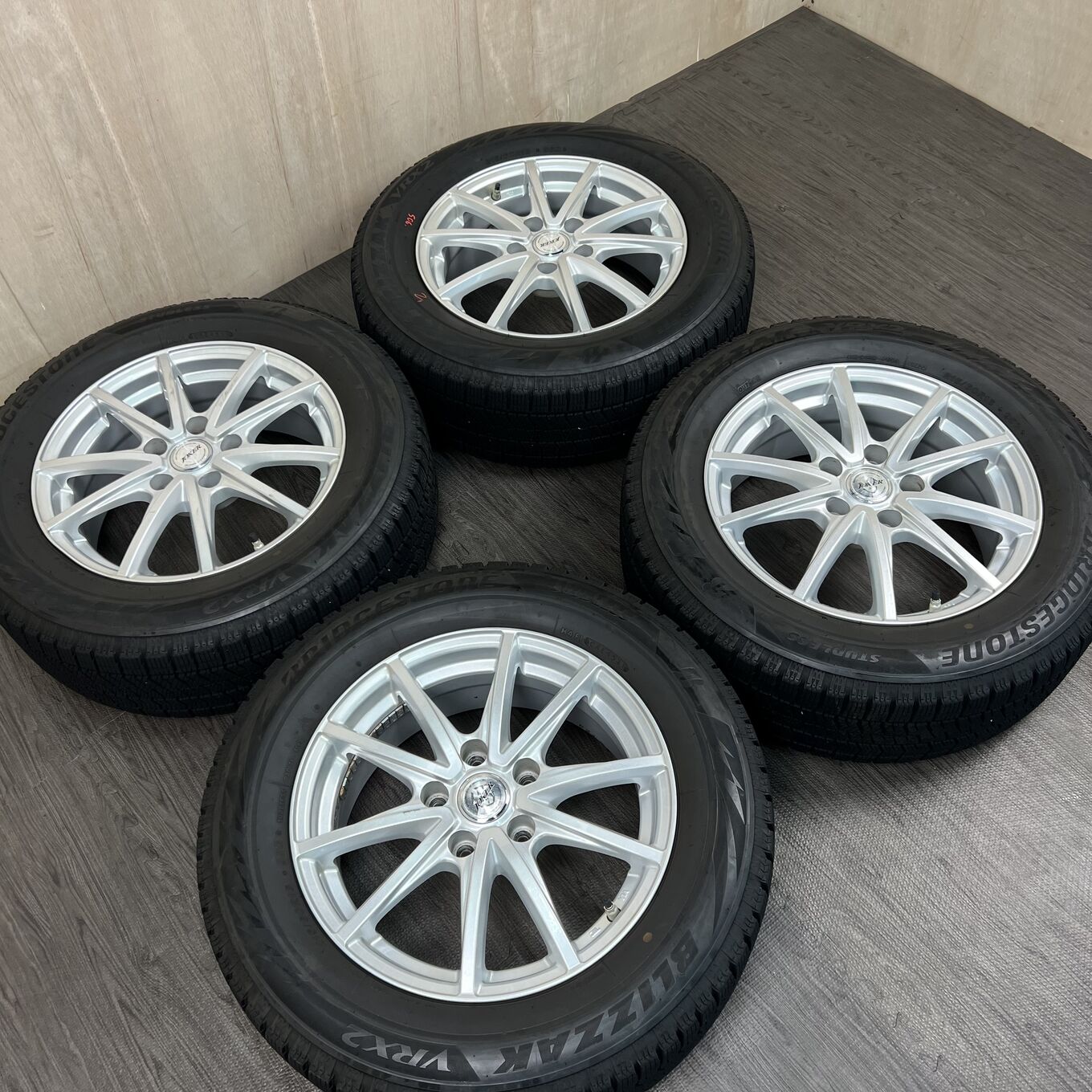 Bridgestone JOKER 215/60 R16, фото 6