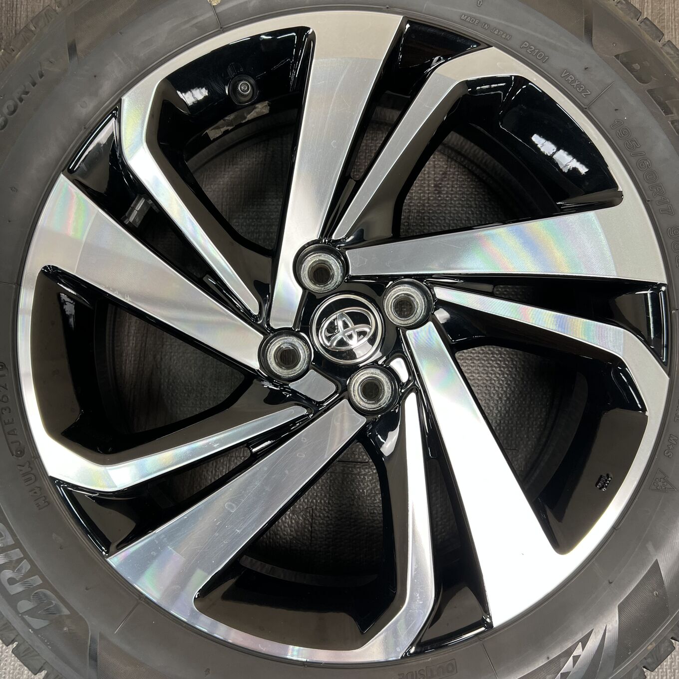Bridgestone RAZE 195/60 R17, фото 3