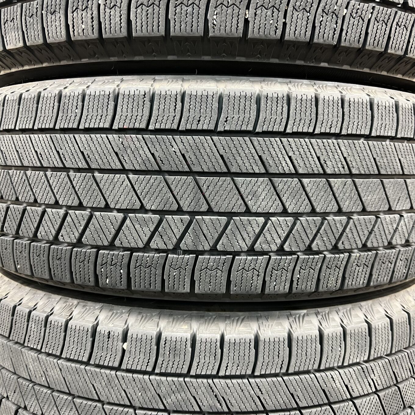 Bridgestone BLIZZAK VRX3 195/60 R17, фото 3